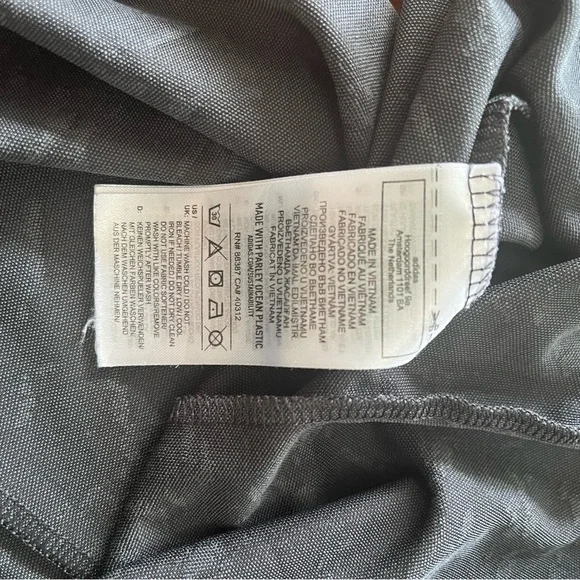 ⛳ Adidas x Disney Golf Primeblue Tank - Women’s M 🏌️‍♀️ Black 🖤 - Picture 8 of 11